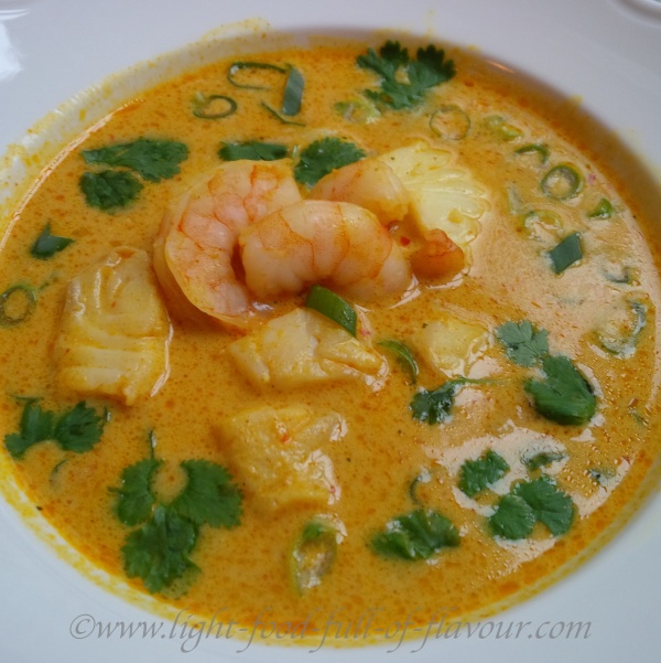 Prawn and fish laksa