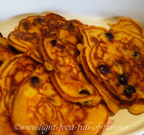 American-Style Blueberry Pancakes